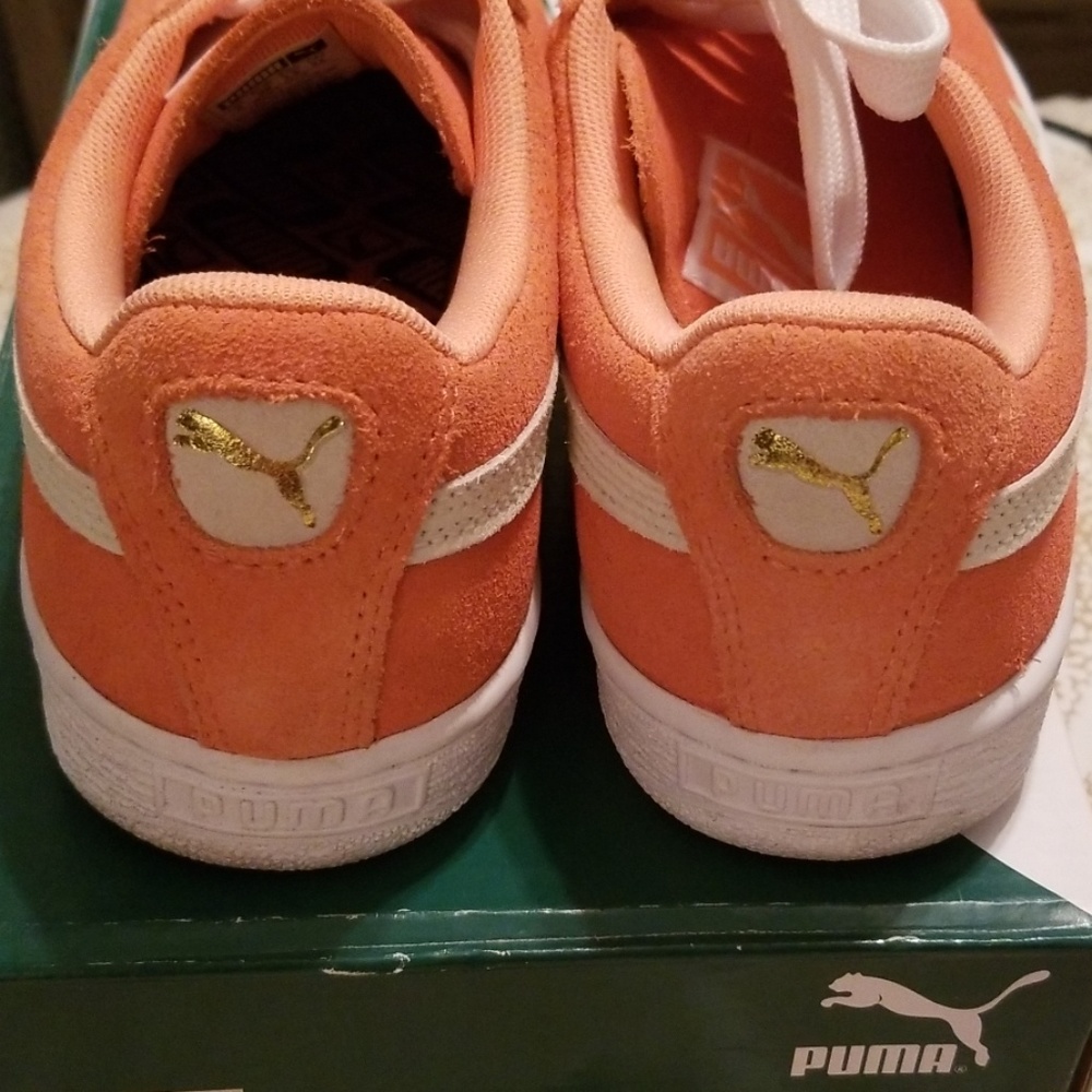 Sneakers - Picture 7 of 7
